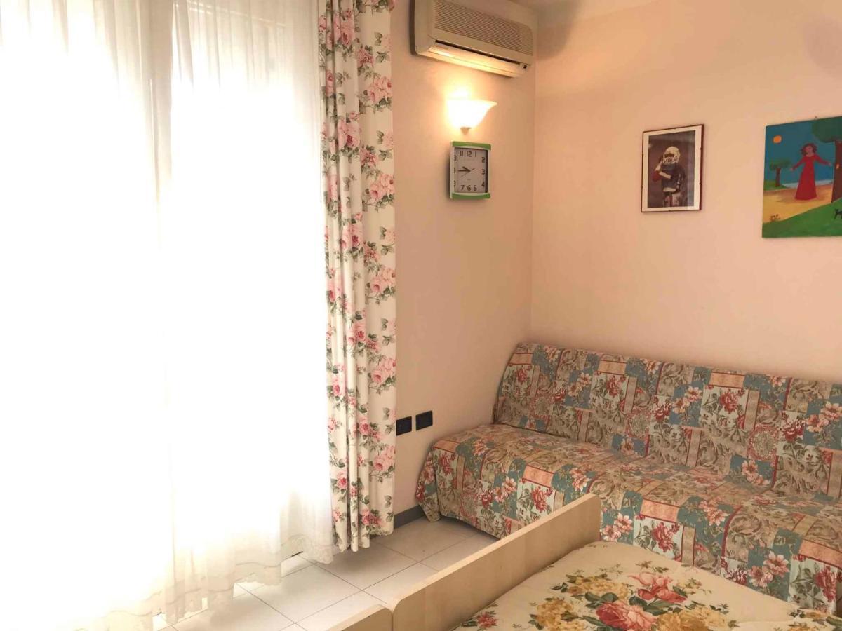 Apartment In Lazise/Gardasee 21982 Extérieur photo